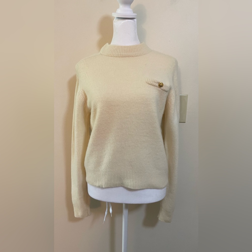 Distinction Vintage Women’s Lambswool Angora Blend Sweater Pullover Size M.